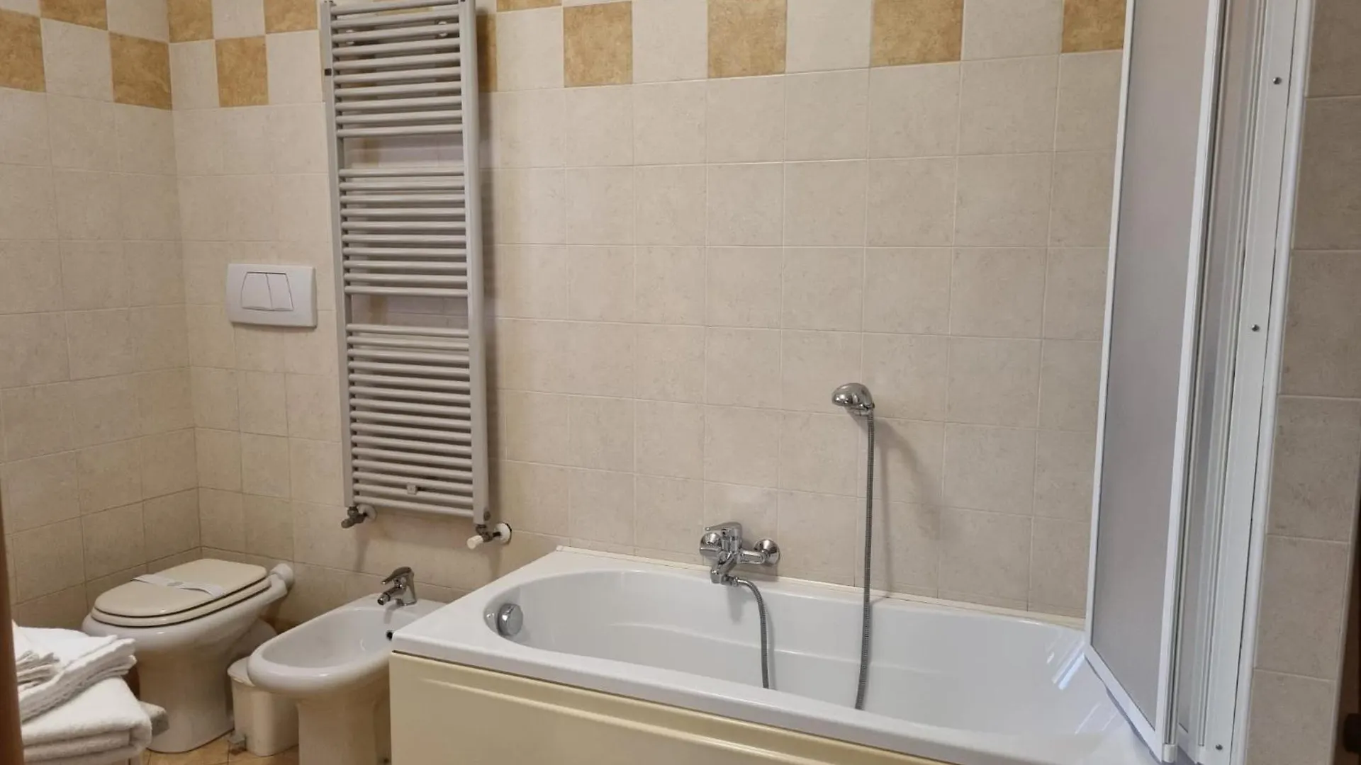 Consuelo House Apartment Arzergrande 0*,  Italy